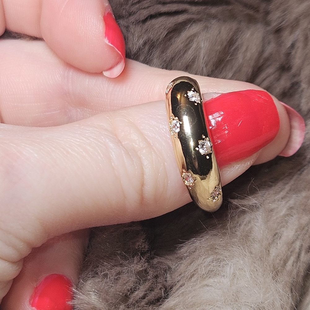 Celestial Star Ring - Golden Aura - Picture 10 of 12